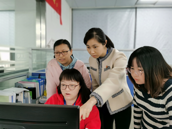 环亚币游国际(中国优质)股份有限公司